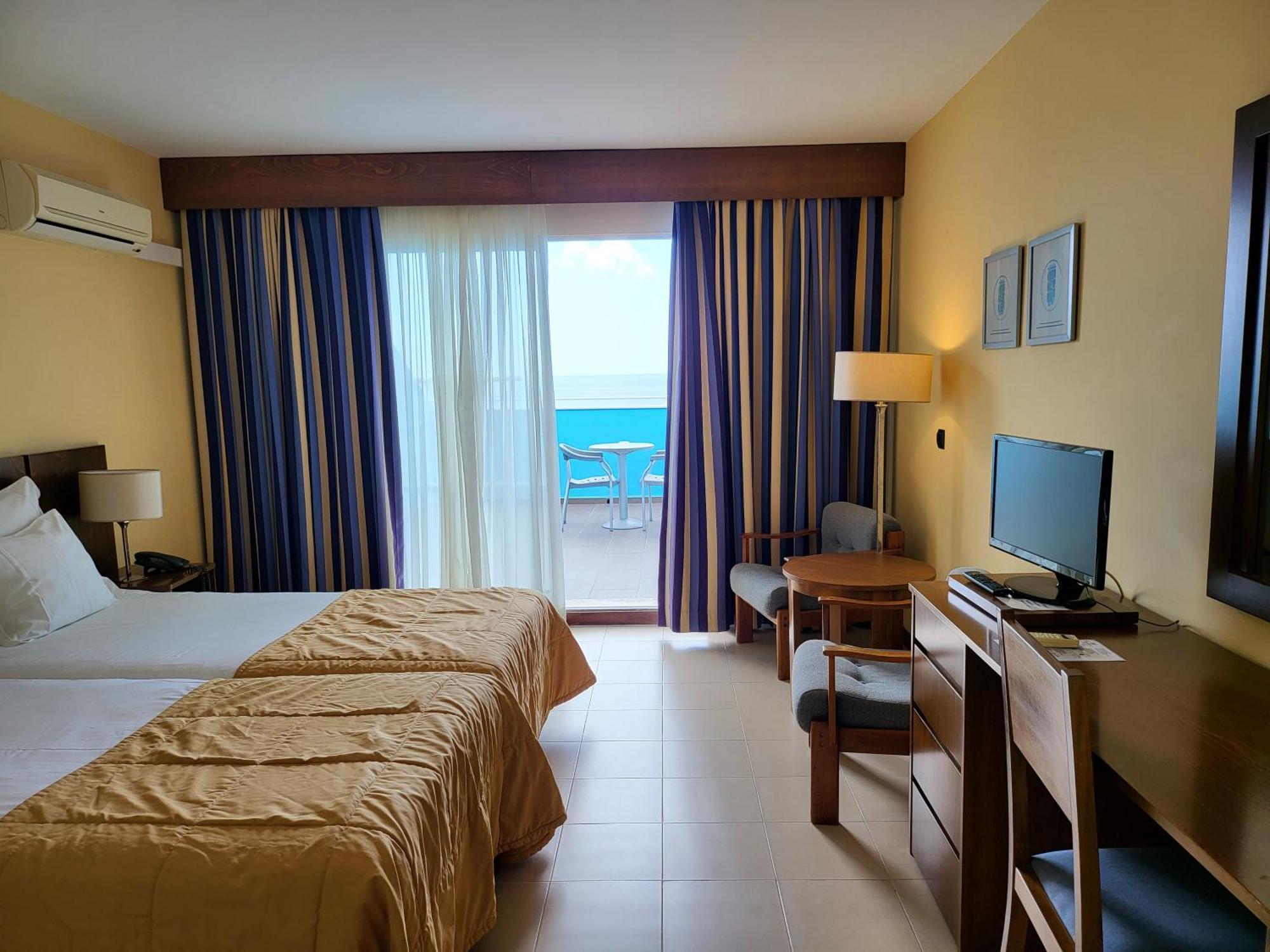 Hotel Roca Mar Canico  Ngoại thất bức ảnh